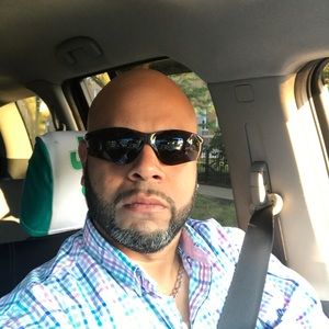 Meet your Posher, Victor